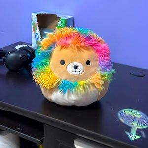 Leonard the rainbow lion, small plush, No tag